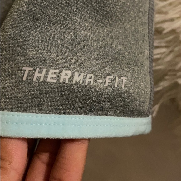Nike Therma Fit Hoodie - Picture 4 of 4